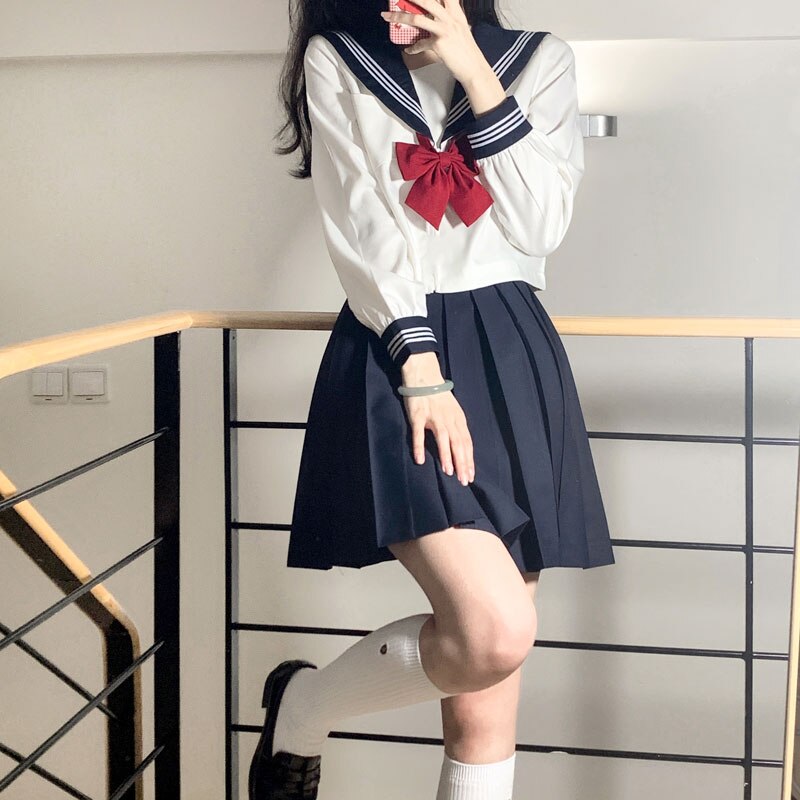 ȭƮ ر   б ҳ  Ϻ Seifuku л ҳ  ǻ,   ָ ġ